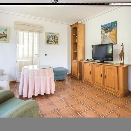 Awesome Home In Caravaca With Kitchen Каравака де ла Крус Екстериор снимка