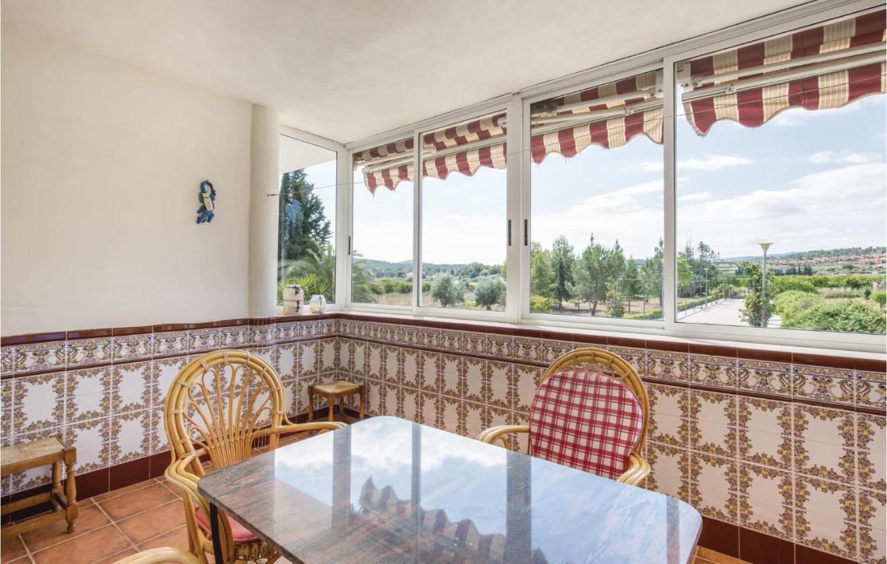 Awesome Home In Caravaca With Kitchen Каравака де ла Крус Екстериор снимка