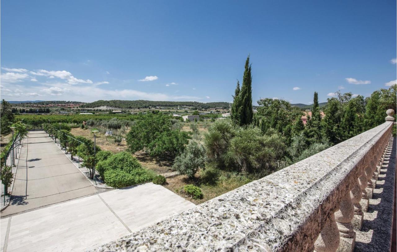 Awesome Home In Caravaca With Kitchen Каравака де ла Крус Екстериор снимка