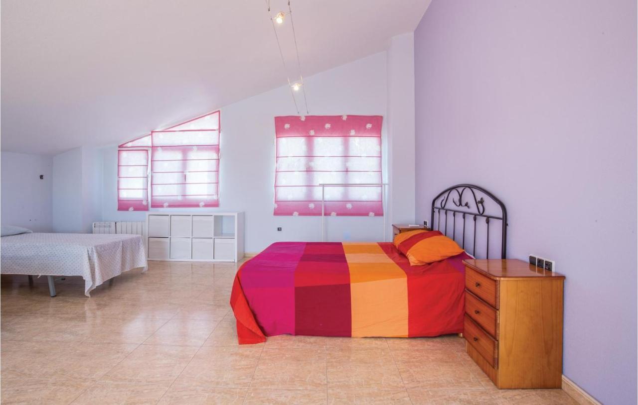 Awesome Home In Caravaca With Kitchen Каравака де ла Крус Екстериор снимка